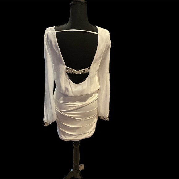 JODI KRISTOPHER WOMENS SIZE MEDIUM COCKTAIL DRESS WHITE ADORNED WITH RHINESTONE - Picture 2 of 4